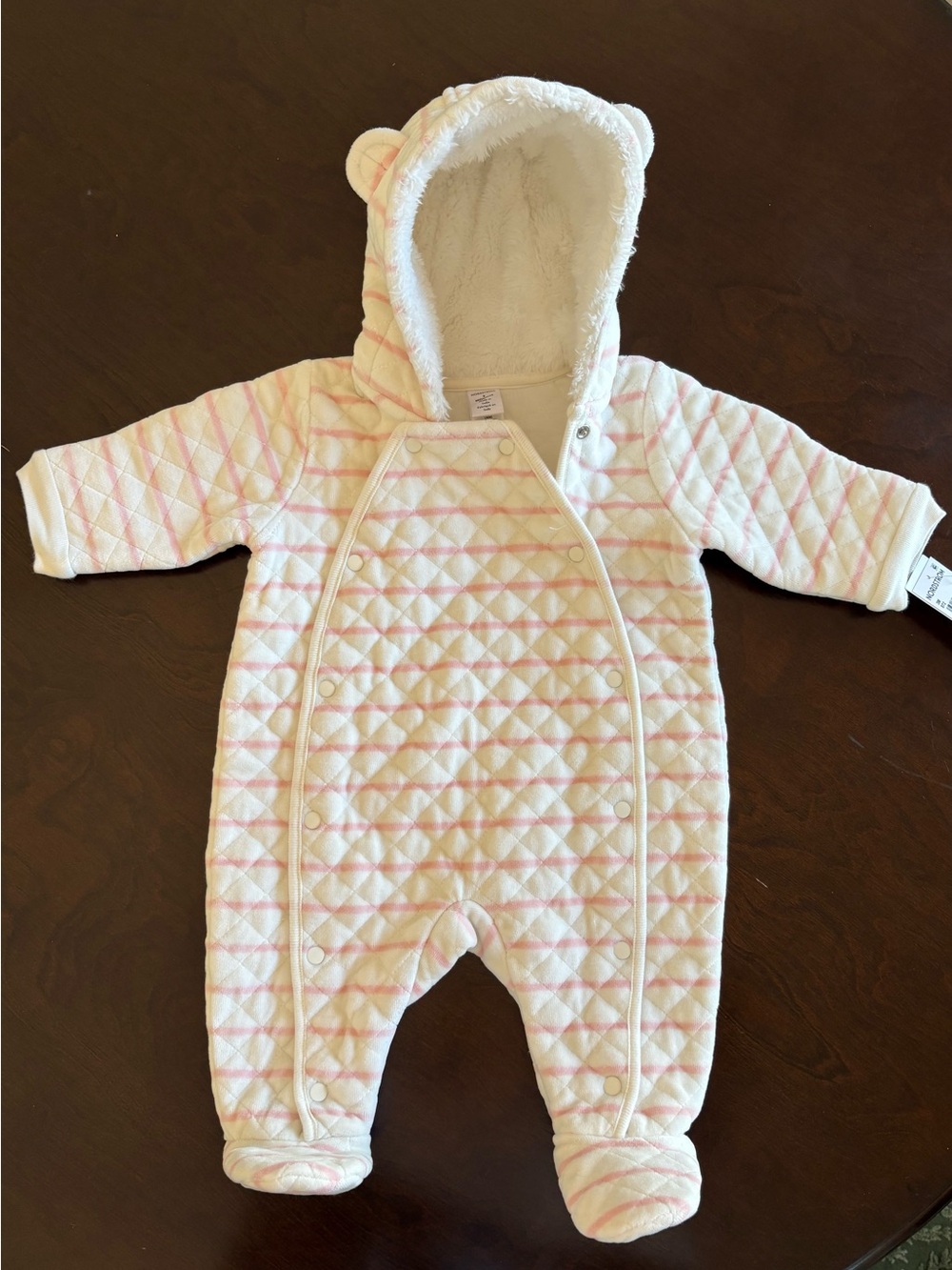NWT Nordstrom Baby Plush Quilted Hooded One-Piece - Pink & White